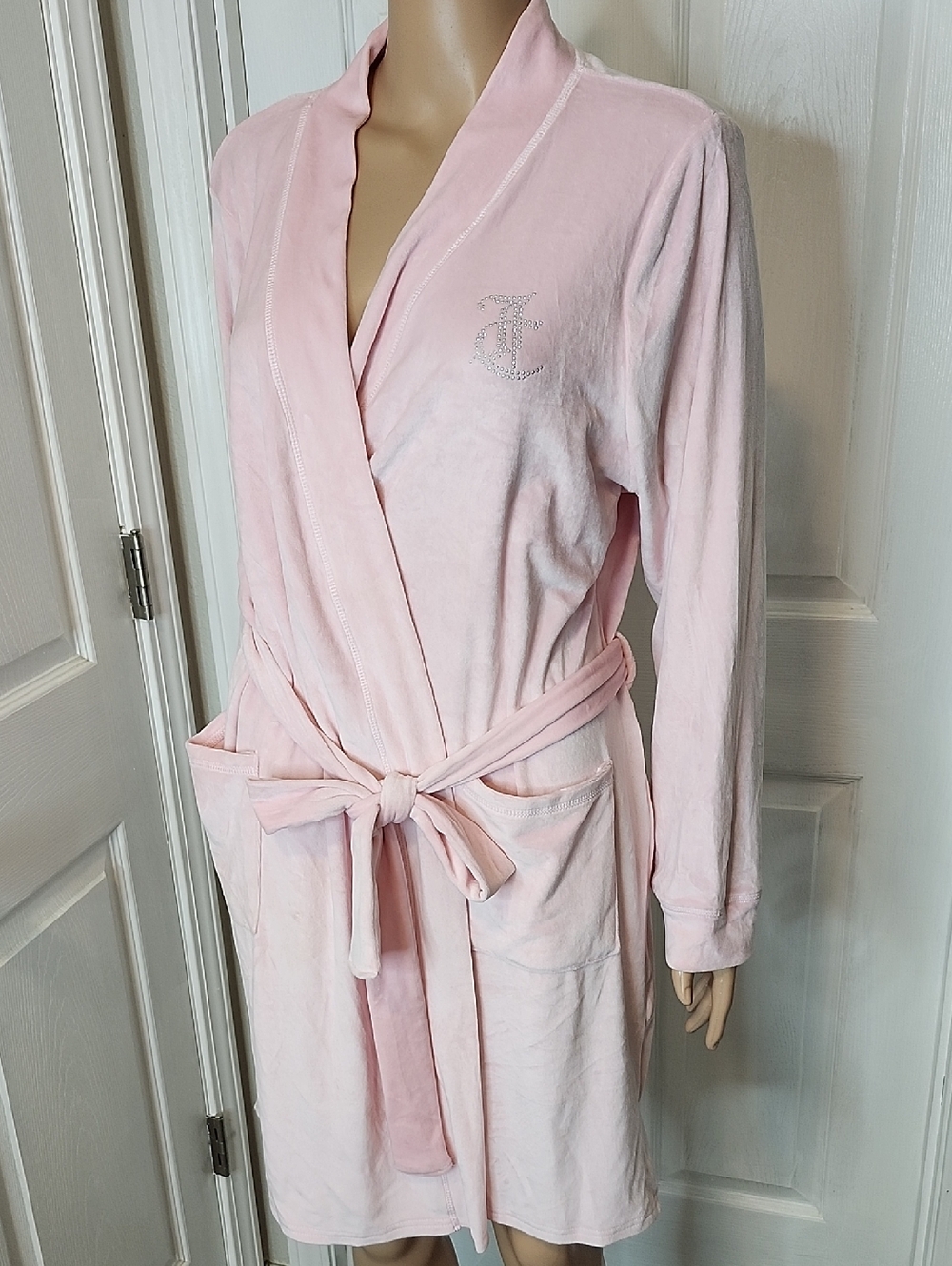 Juicy Couture Light Pink Wrap Robe With Silver Rhinestone Logo